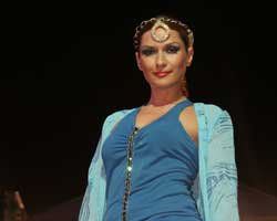 MODADA DOĞU AÇILIMI!