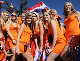 FUTBOLUN SEKSİ KADINLARI!...