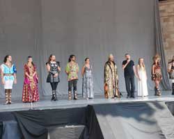 4 BİN ÖĞRENCİ "TROYA"YI İZLEDİ!