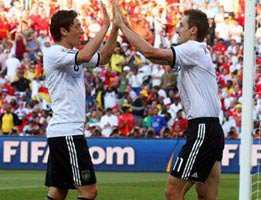 ALMANYA,İNGİLTERE'Yİ PERİŞAN ETTİ  4-1...GOLLER !...