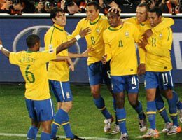 BREZİLYA, ŞİLİ'Yİ TEMİZ GEÇTİ 3-0 ...GOLLER !...