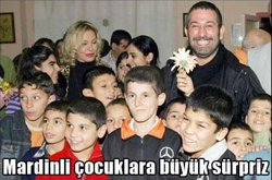 Emel Sayın-Cem Yılmaz... ÇOCUKLARLA ÇOCUKLAŞTILAR...