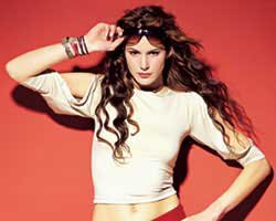 Yasemin Kozanoğlu... UÇAKTA BATTANİYE ALTINDA SEVİŞTİĞİ İDDİA EDİLDİ!