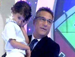 Ali Sadi Erbil...  BABASININ YERİNDE GÖZÜ VAR !..