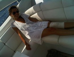 Ece Erken... TEKNEDE DÜŞTÜ, DİZİNE 3 DİKİŞ ATILDI..