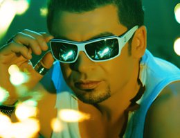 DEMİR'DEN ''DEMİR  DÜNYA'' !..