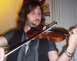 Cem Altıntaş... 10 PARMAĞINDA 10 MARİFET!