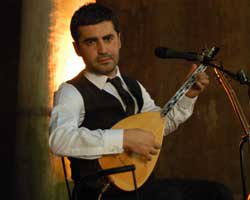 Tuncay Okutan... YEREBATAN SARAY'INDA TÜRK HALK MÜZİĞİ KONSERİ!