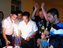 Küçük İbo?  AZERBAYCAN'DA "AD GÜNÜ"(*)NE GİTTİ....