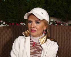 "Unutulmaz"...GÜLDEN KARABÖCEK İLE ARABESK!