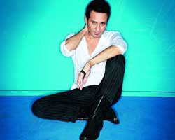 Metin Arolat? İZMİR ŞARKISI DÜĞÜNLERDE MARŞ OLDU !