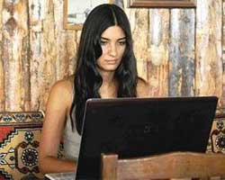 Tuba Büyüküstün... SAHTE TUBA'LARA DİKKAT!