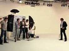 Roger Federer... BU REKLAM ÇOK KONUŞULACAK...TENİSÇİ Mİ? SİHİRBAZ MI?