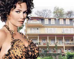 Hülya Avşar... KÖŞK DAVASINDAN KÖTÜ HABER!