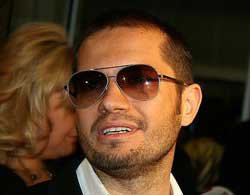 Ozan Doğulu...ZEKİ MÜREN BABAMA "KOCACIM" DERDİ!...