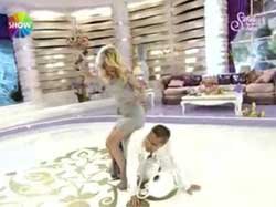 Hande Yener-Mehmet Ali Erbil... ÜSTÜSTE DANS ETTİLER!