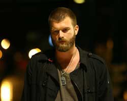 "Ezel"... SEKİZ'İ KİM DURDURACAK?