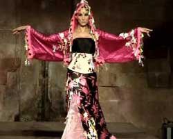 BEKLENEN MARDİN DEFİLESİ GERÇEKLEŞTİ!