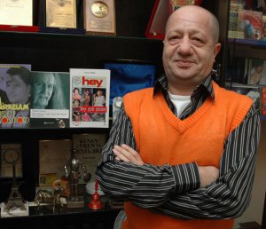 Hulusi Tunca? TÜRKİYE'DE POP MÜZİK KENDİNİ NASIL BİTİRDİ?