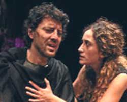 İlker Aksum... PROVADA KILIÇLA YARALANDI, BAŞINA 6 DİKİŞ ATILD!