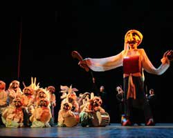 İBB Şehir Tiyatroları'nın Yeni Oyunu... SURNAME 2010