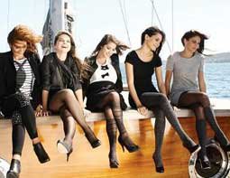 Zeynep Beşerler-Hazal Kaya-Pelin Karahan-Sedef Avcı-Gökçe Bahadır... BEŞİBİRYERDE!