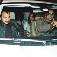 Cansu Dere... "BEN BİLMEM, YÖNETMENE SORUN!"