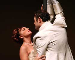 İBB Şehir Tiyatroları'nın Yeni Oyunu: TEHLİKELİ İLİŞKİLER!