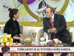 Tuğba Ekinci gazeteci Ali Eyüboğlu'na "aptal"dedi... NANKÖR!..