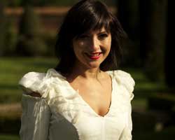 Aslı... ROCK MÜZİKTE "HAYATIN ANLAMI"!