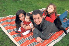 Acun Ilıcalı... ALDATMA VE BOŞANMA İDDİALARINA AÇIKLAMA GÖNDERDİ...