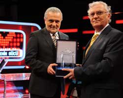 "Kelimenin Gücü"... TÜRK DİL KURUMU'NDAN ÖDÜL GELDİ!