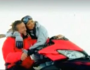 Ali Ağaoğlu... REKLAMDAN ÖNCE KLİPTE KÖTÜ ADAMI OYNAMIŞ !..