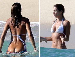 Elisabetta Canalis? DENİZDE ALTTAN ÜSTTEN FRİKİK !