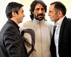 "Kurtlar Vadisi" yatakta !... FUHUŞ OPERASYONUNA TAKILDILAR...