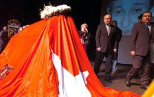 GÜLE GÜLE SAVAŞ BABA!..