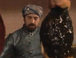 "Muhteşem Yüzyıl"... KADINSIZ, HAREMSİZ VE HÜRREMSİZ FRAGMAN...