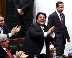 Balık Ayhan... ROMANLAR TARAFINDAN DIŞLANDI!