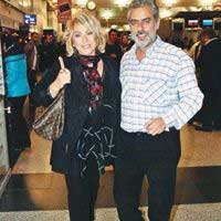 Nil Burak... 20 YILLIK EVLİLİK BİR MEKTUPLA BİTTİ!