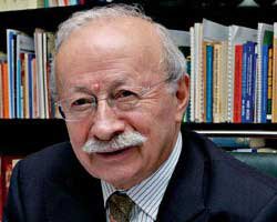 Oktay Ekşi... BASIN KONSEYİ BAŞKANLIĞI'NDAN İSTİFA ETTİ!