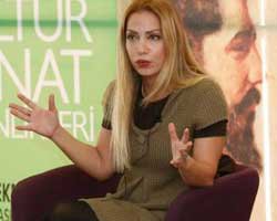 Deniz Arcak... FACEBOOK'TAN ATILMIŞ!