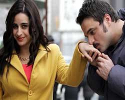 Büşra Pekin... "GENİŞ AİLE"YE TRANSFER OLDU!