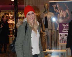 Didem Uzel... AMERİKA DONDU, İSTANBUL'A KAÇTI!