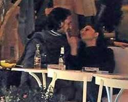 Nurgül Yeşilçay... SEZEN AKSU'YA GELİN GİDİYOR!