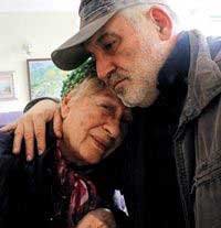 Defne Joy'un annesi Hatice Foster... "BİZİM DE DUYDUĞUMUZ ŞEYLER VAR!"