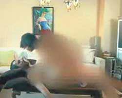 Nejat İşler... ÇIRILÇIPLAK KAMERA KARŞISINA GEÇTİ!