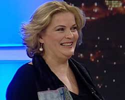 Nurseli İdiz... İŞ MÜJDESİ GELDİ, VALİDE SULTAN'I OYNAYACAK!