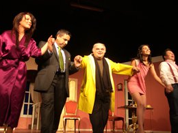 "Herkes mi Hırsız?"? GALADA ÜNLÜ YAĞMURU?