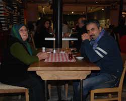 Emrah... HAYATINDAKİ EN VEFALI KADIN; ANNESİ!