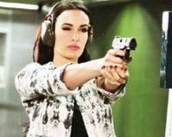 Gamze Özçelik... ATTIĞINI 12'DEN VURUYOR!